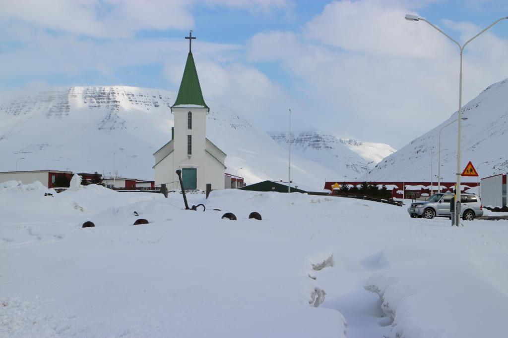 Comfy Guesthouse Westfjords Sudureyri ภายนอก รูปภาพ