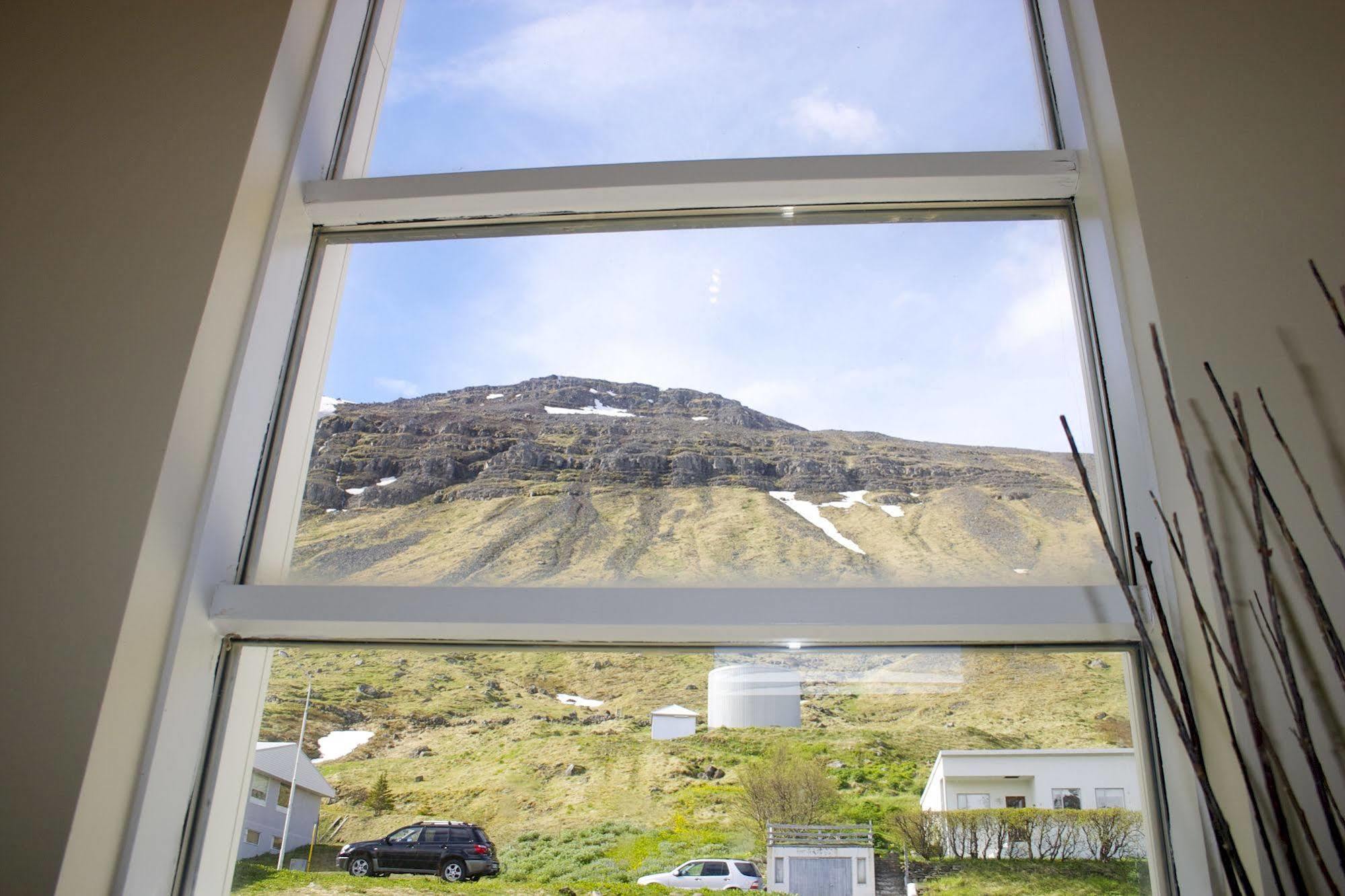 Comfy Guesthouse Westfjords Sudureyri ภายนอก รูปภาพ