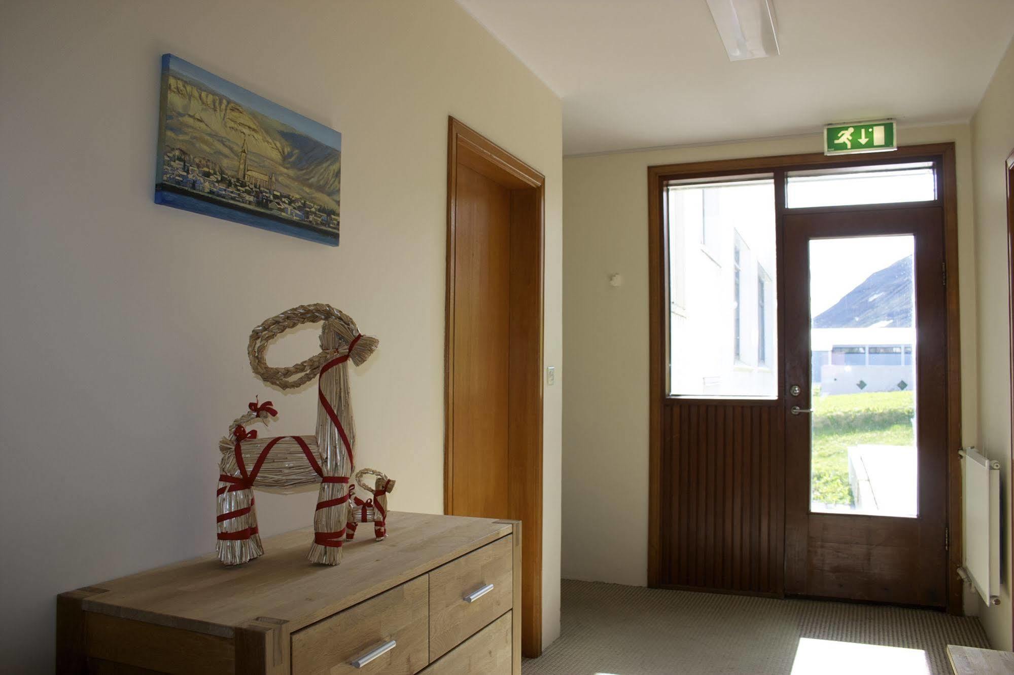 Comfy Guesthouse Westfjords Sudureyri ภายนอก รูปภาพ