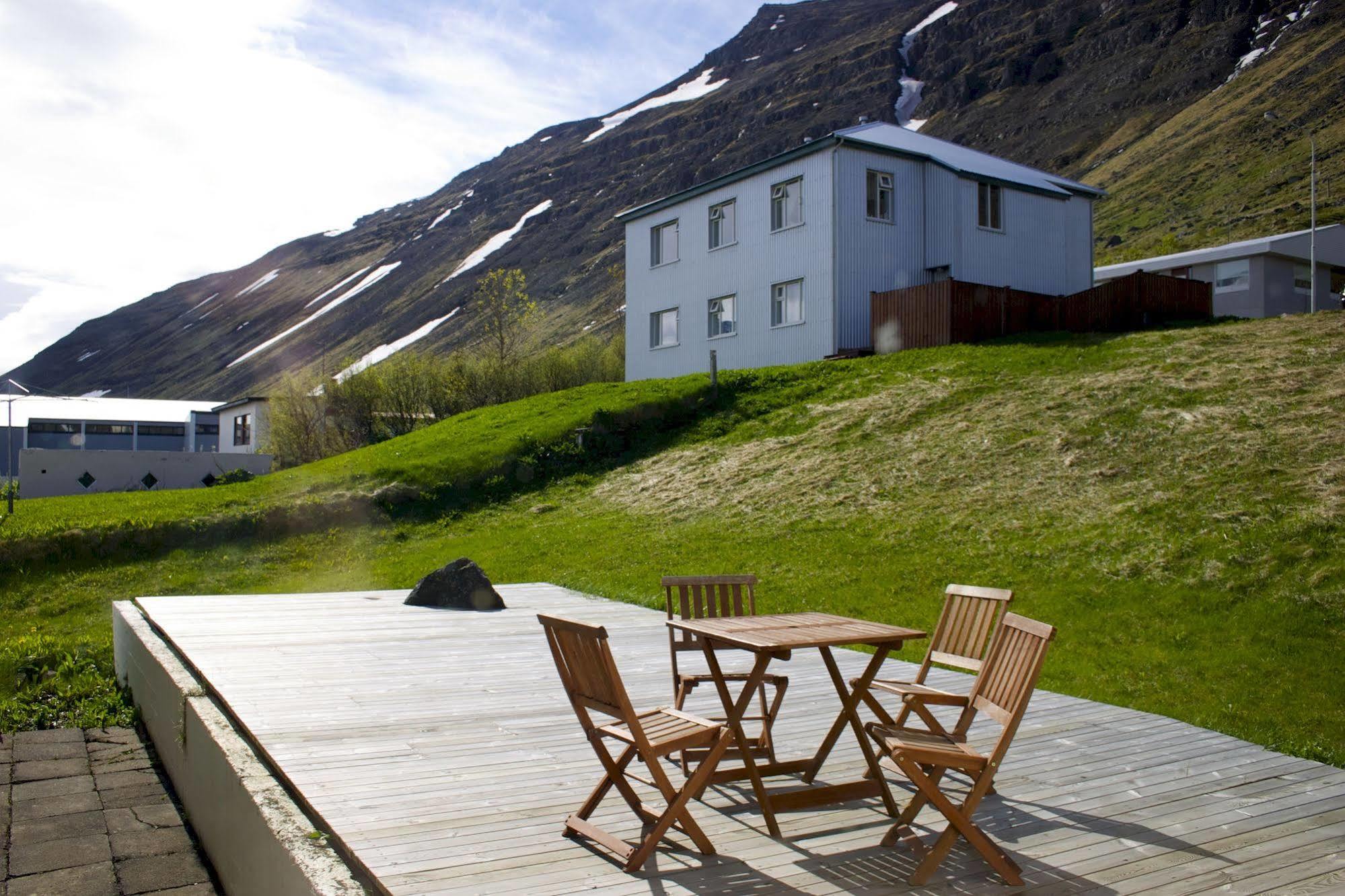 Comfy Guesthouse Westfjords Sudureyri ภายนอก รูปภาพ