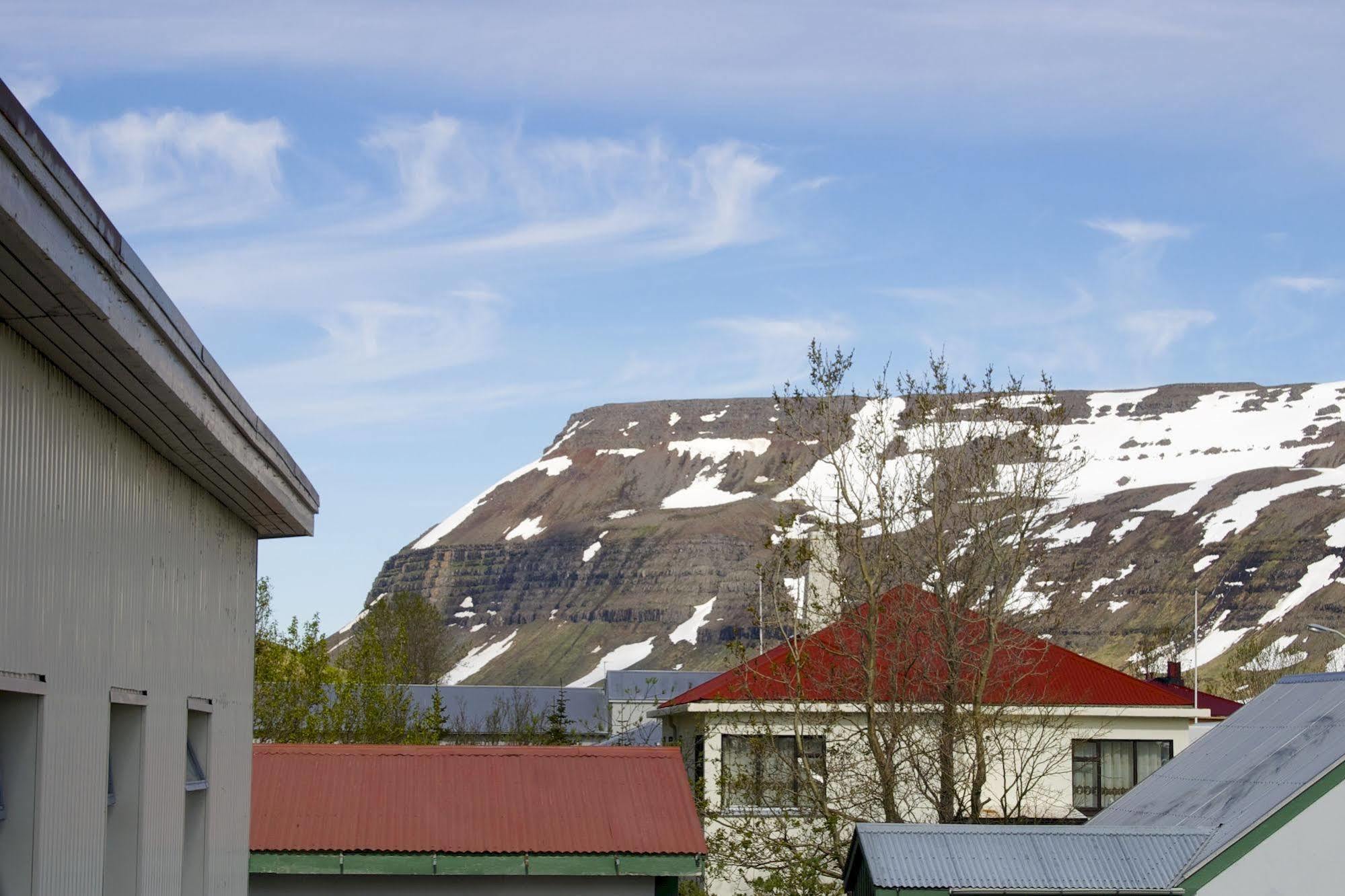 Comfy Guesthouse Westfjords Sudureyri ภายนอก รูปภาพ