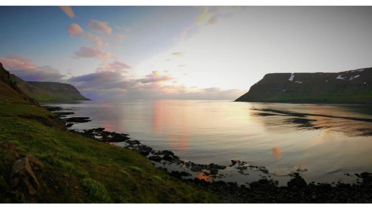 Comfy Guesthouse Westfjords Sudureyri ภายนอก รูปภาพ