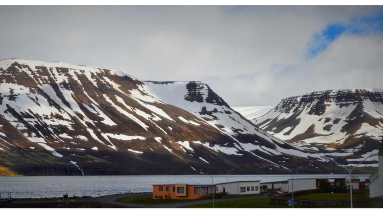 Comfy Guesthouse Westfjords Sudureyri ภายนอก รูปภาพ