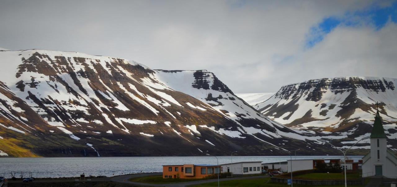 Comfy Guesthouse Westfjords Sudureyri ภายนอก รูปภาพ